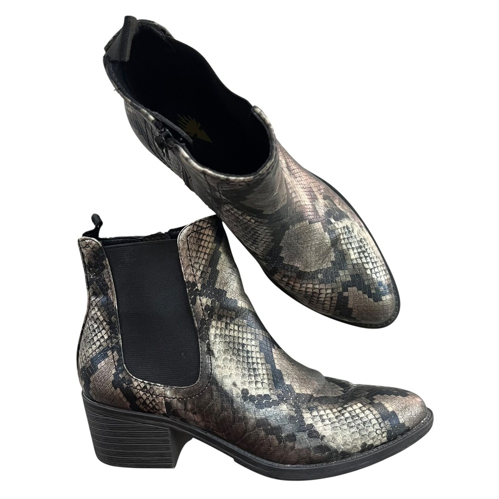 Volatile Womens 7.5 Matte Metallic Faux Snakeskin Carriage Ankle Bootie Side Zip